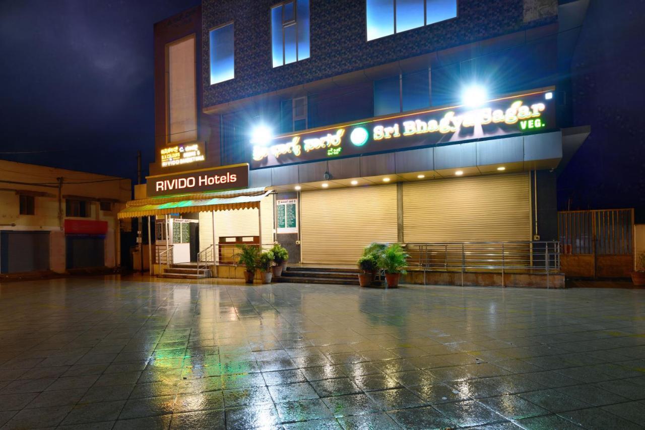 Hotel Bv Colours By Rivido, Begur Main Road Bangalore Exteriör bild