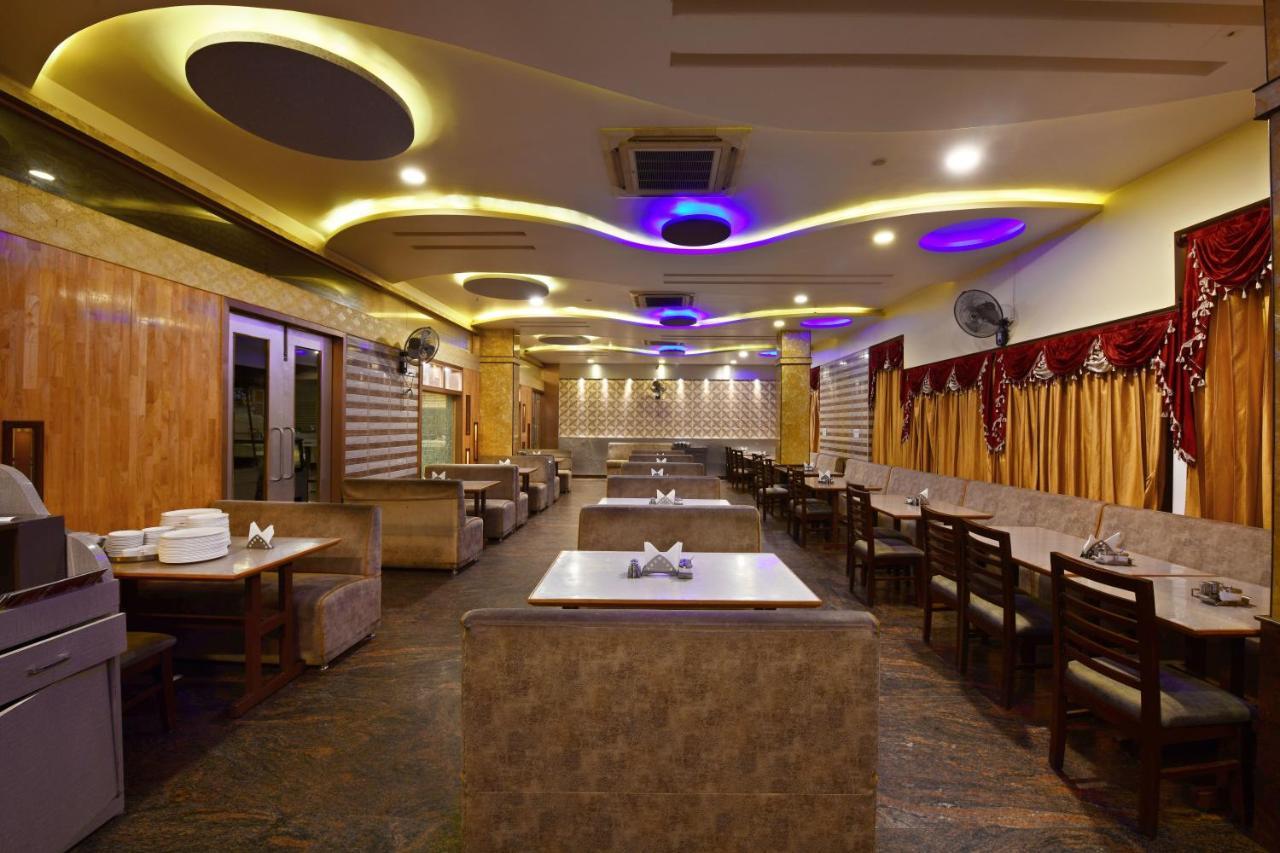 Hotel Bv Colours By Rivido, Begur Main Road Bangalore Exteriör bild