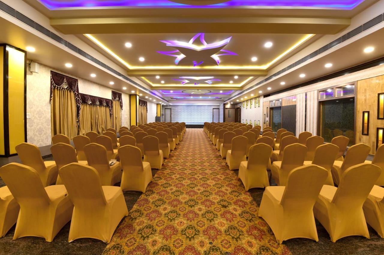 Hotel Bv Colours By Rivido, Begur Main Road Bangalore Exteriör bild